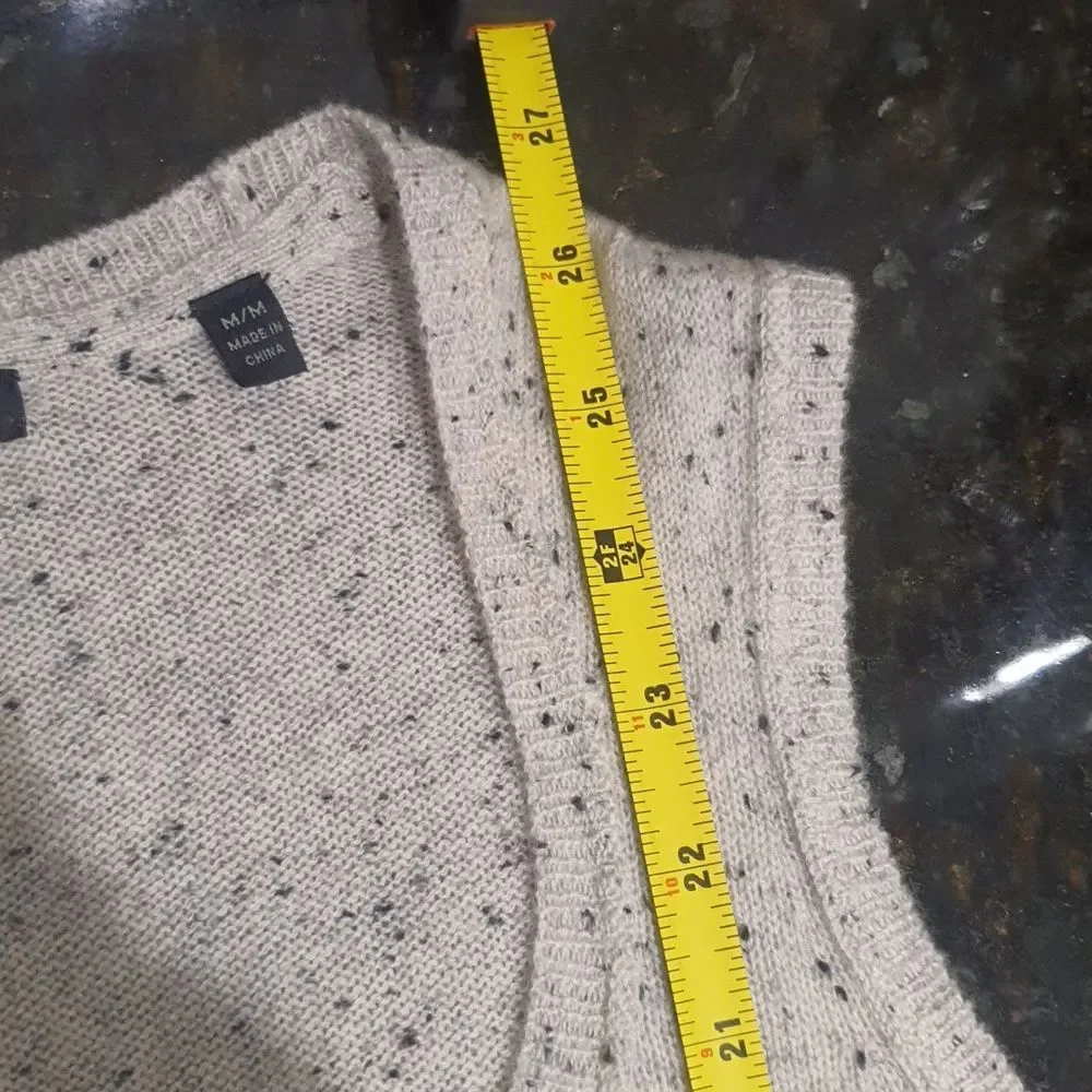ATM Cashmere Sweater Vest - Picture 8 of 8